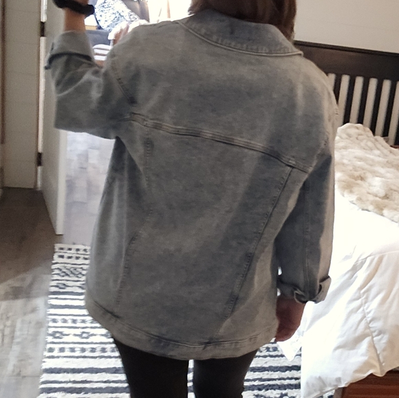 Abercrombie and Fitch Denim Jacket - Picture 3 of 8